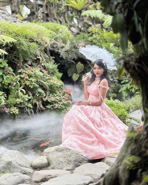 Rinn Dress Antique Romance