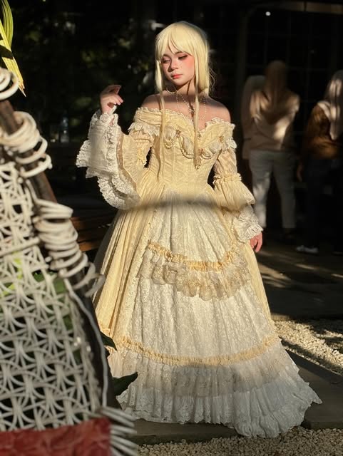 Rinn Dress Romantic Era